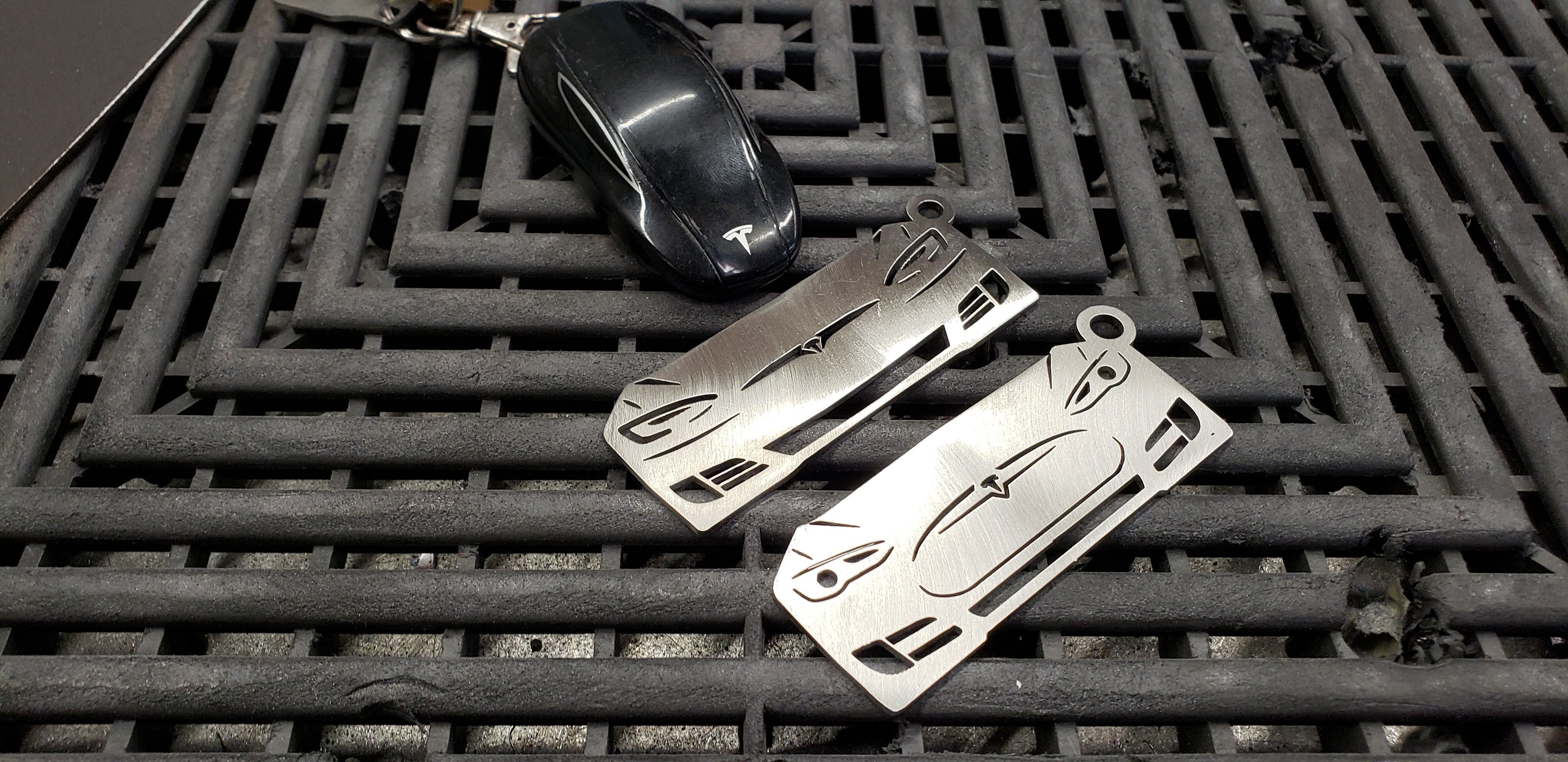 Tesla Model S Key Chain - Advanced Metal Art